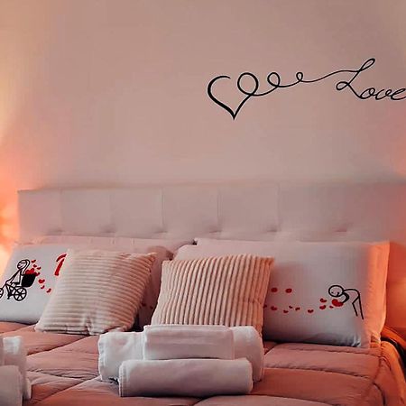 Deluxe Alba Apartment Locorotondo Bagian luar foto