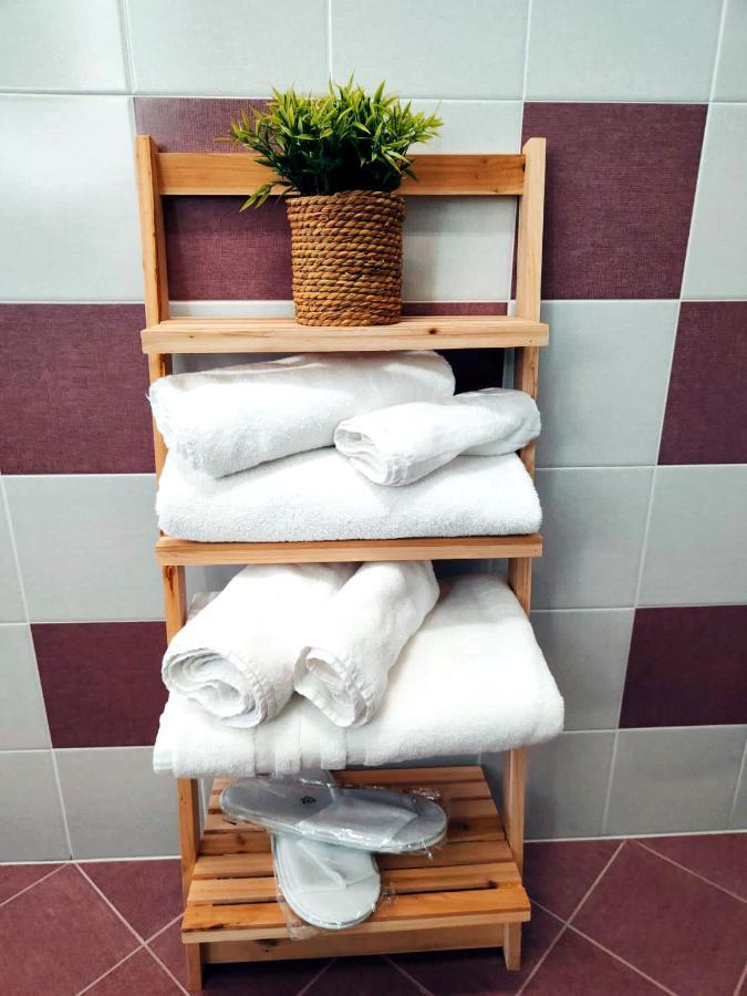 Deluxe Alba Apartment Locorotondo Bagian luar foto