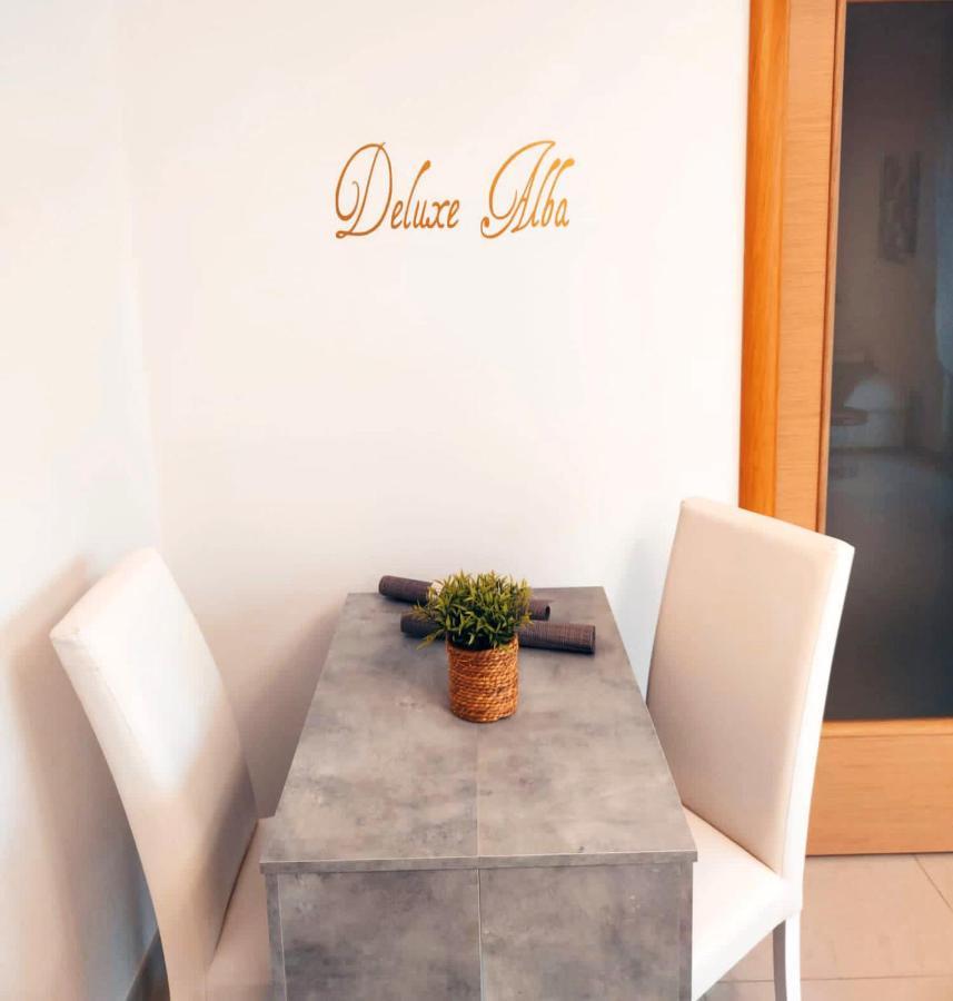 Deluxe Alba Apartment Locorotondo Bagian luar foto